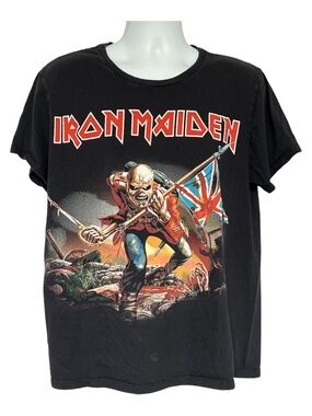 Iron Maiden T-shirt Graphic Size XL 100% Cotton  Black